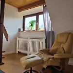 Grosse 4-personen-wohnung Mit 3 Schlafzimmern & Parkplatz Ruhig Gelegen Appartement