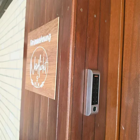 Grosse 4-personen-wohnung Mit 3 Schlafzimmern & Parkplatz Ruhig Gelegen Apartament *